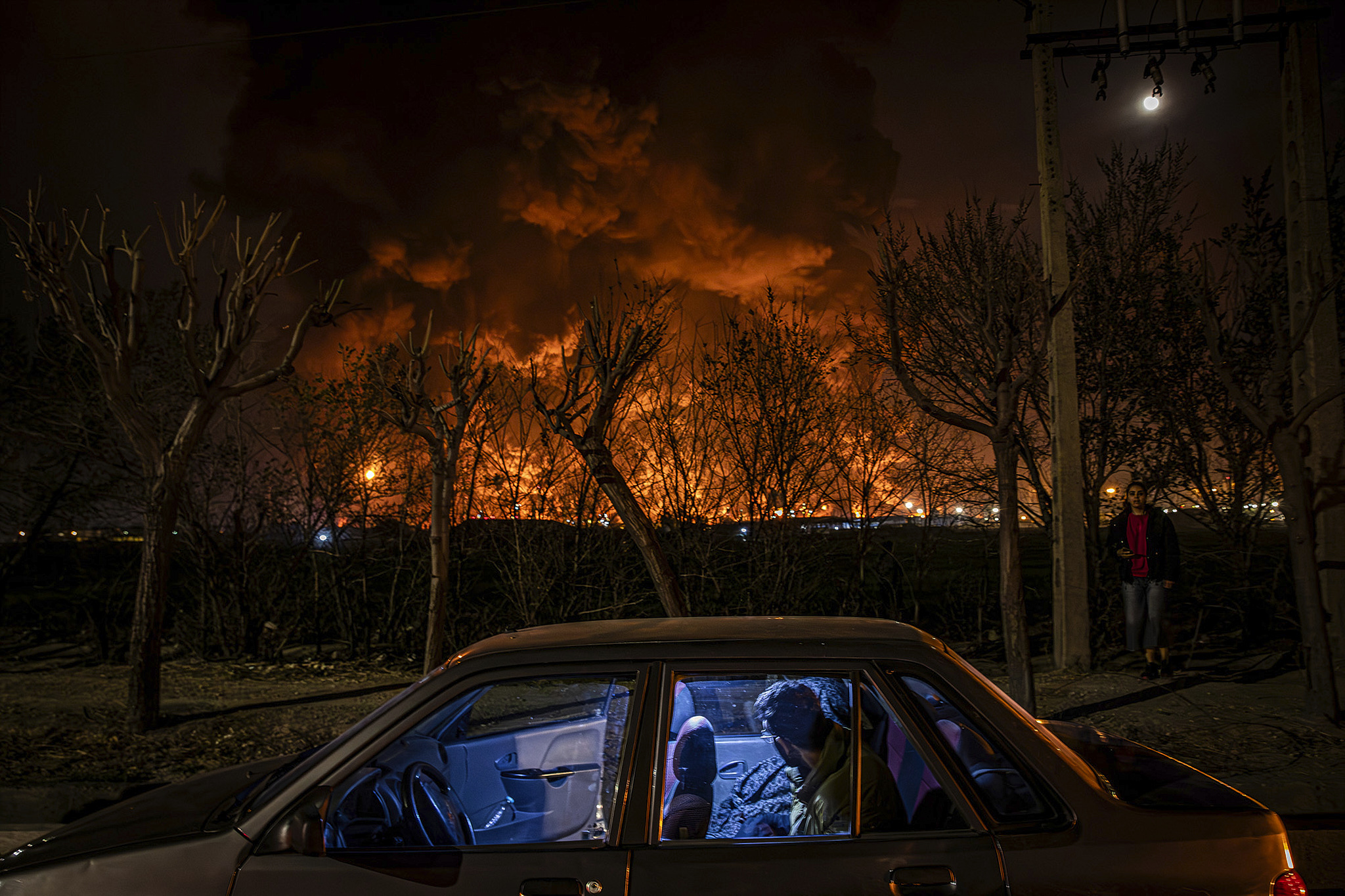 Screening the Selected 100 Photographers