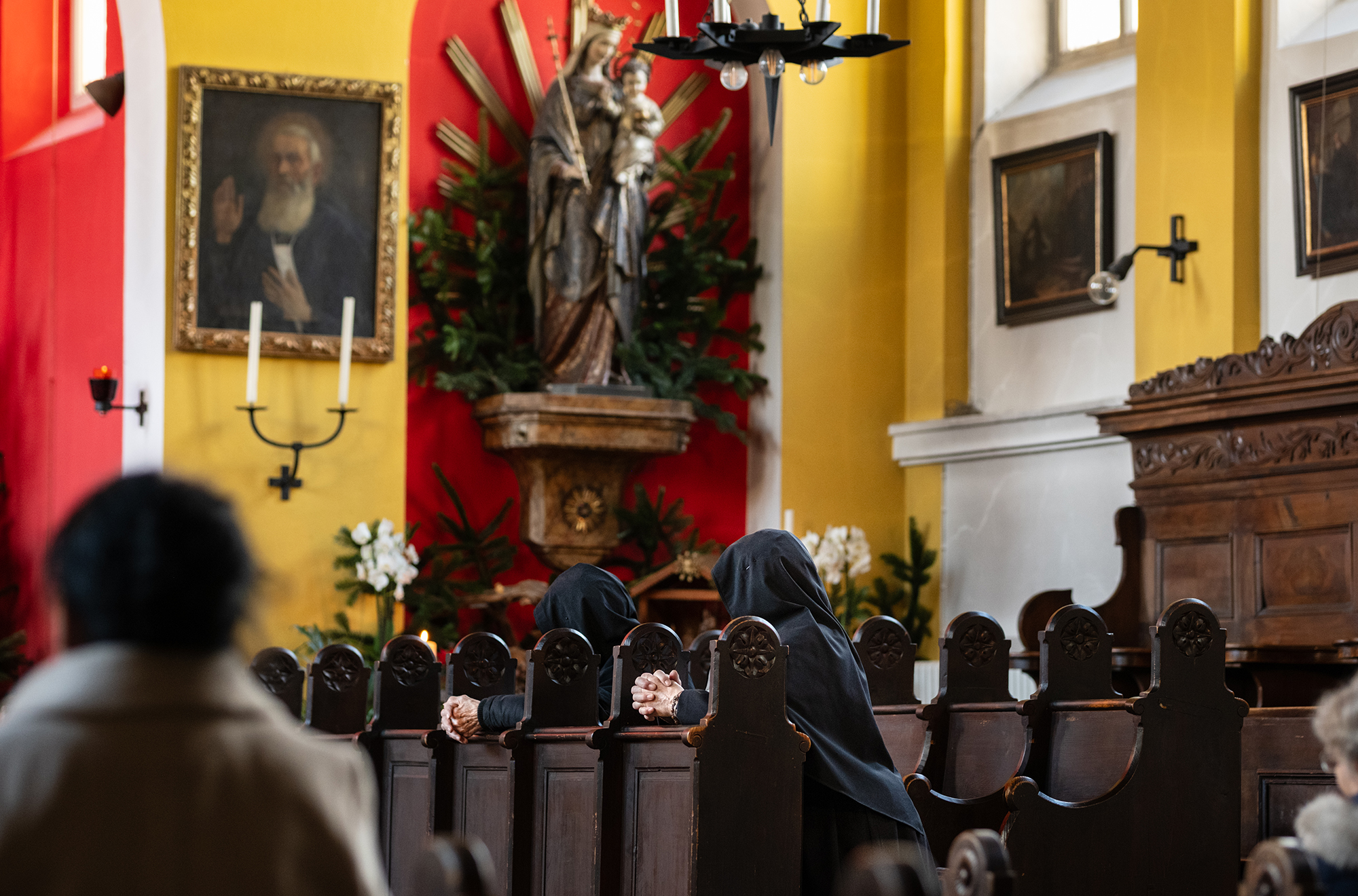 7 - Mass for Two - a4540e29-1a8b-456f-968c-502d450ceee0.jpg