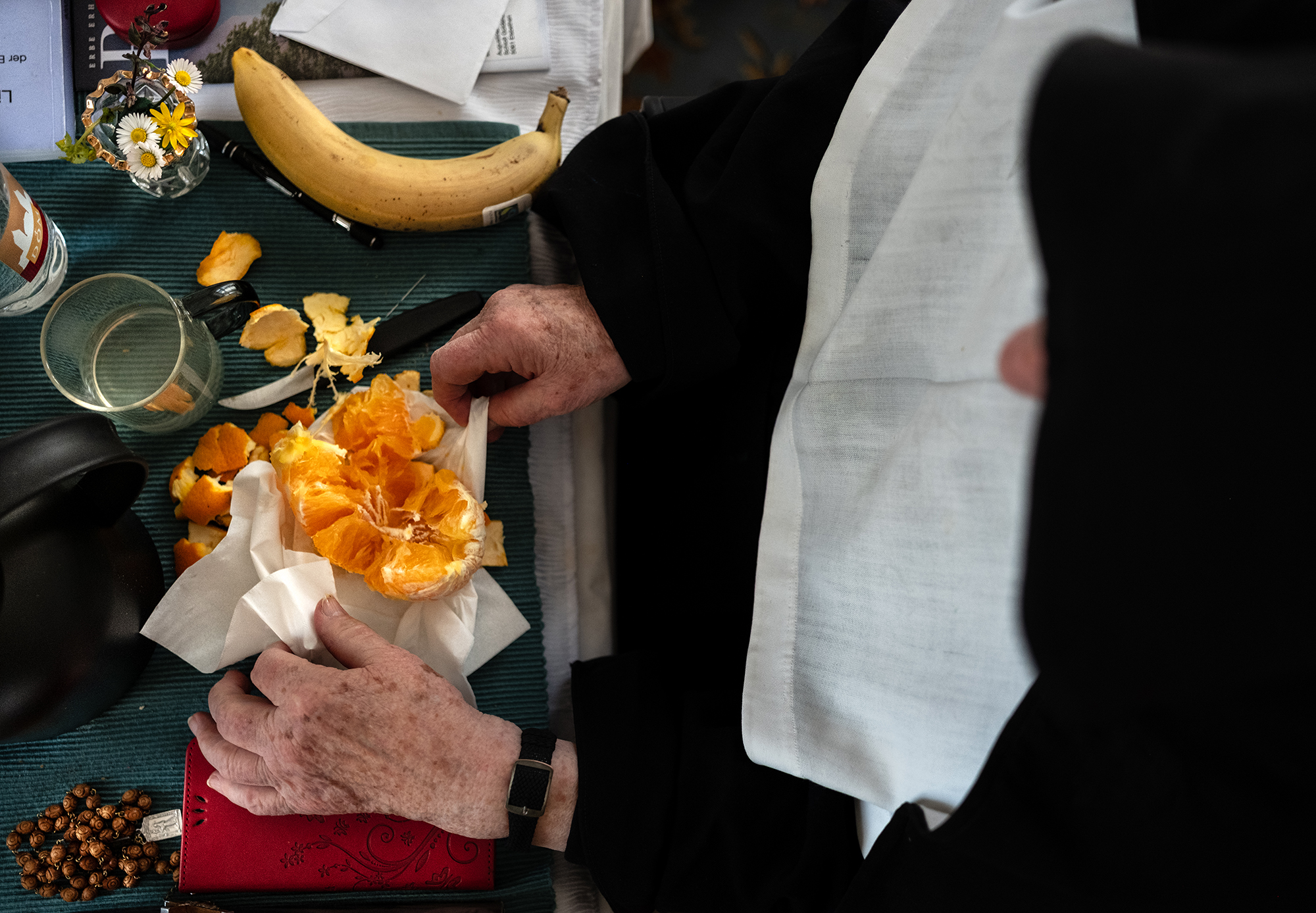 1 - Peeling Orange - 2f2c6e54-2116-4579-8d72-8979116654b0.jpg
