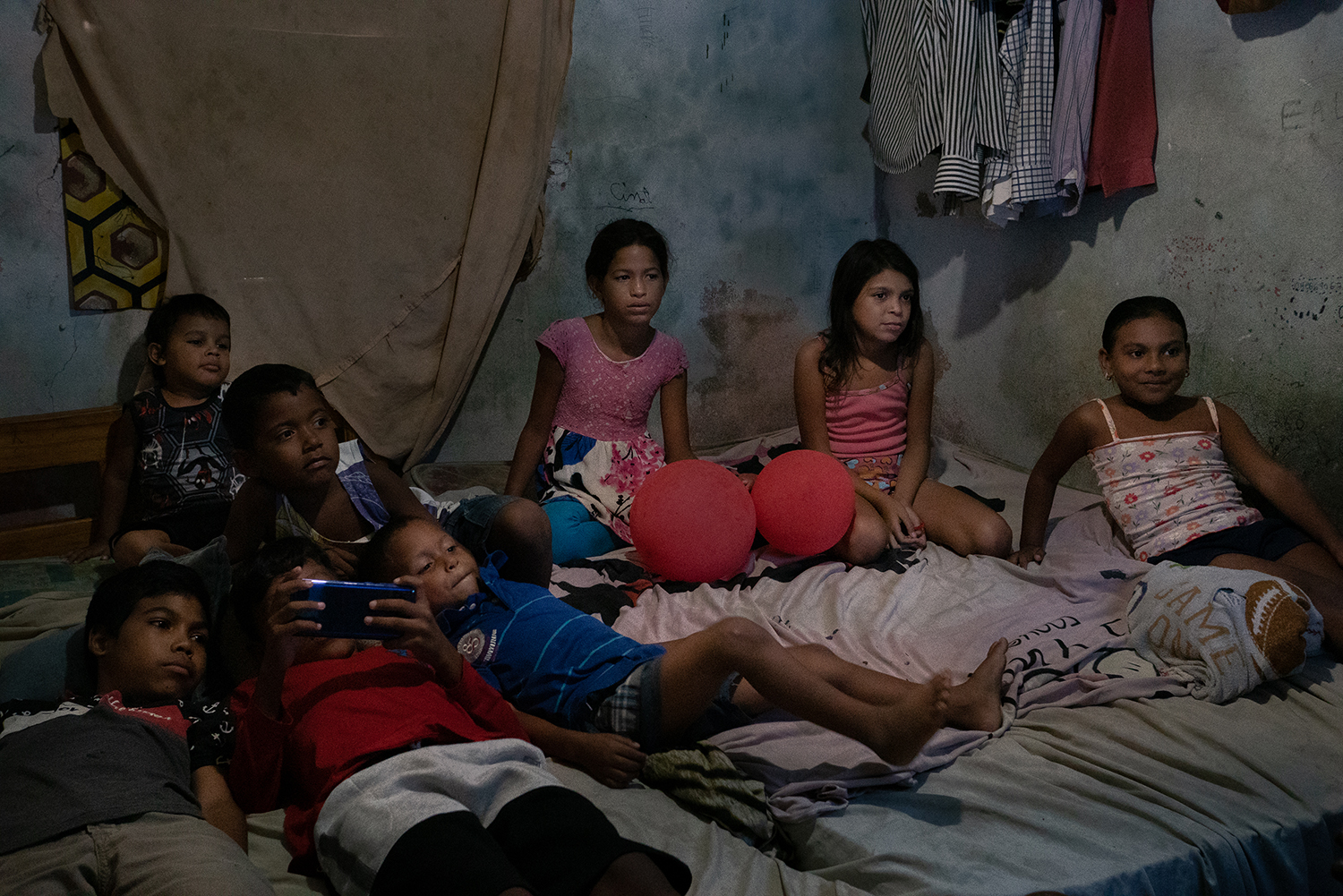 5 - HoldMyHand_AndreaHernandezBirceno-5 - 8d3030cc-ad22-49cf-9d83-8f11d286aef1.jpg
