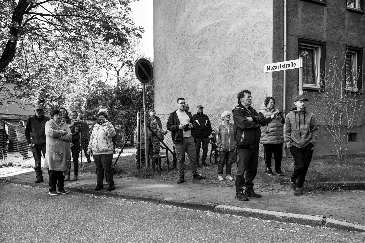 Groß (2 - The Quiet Rise  - aebb5d18-9525-4775-ac1e-d39b7b4c0b14).jpeg