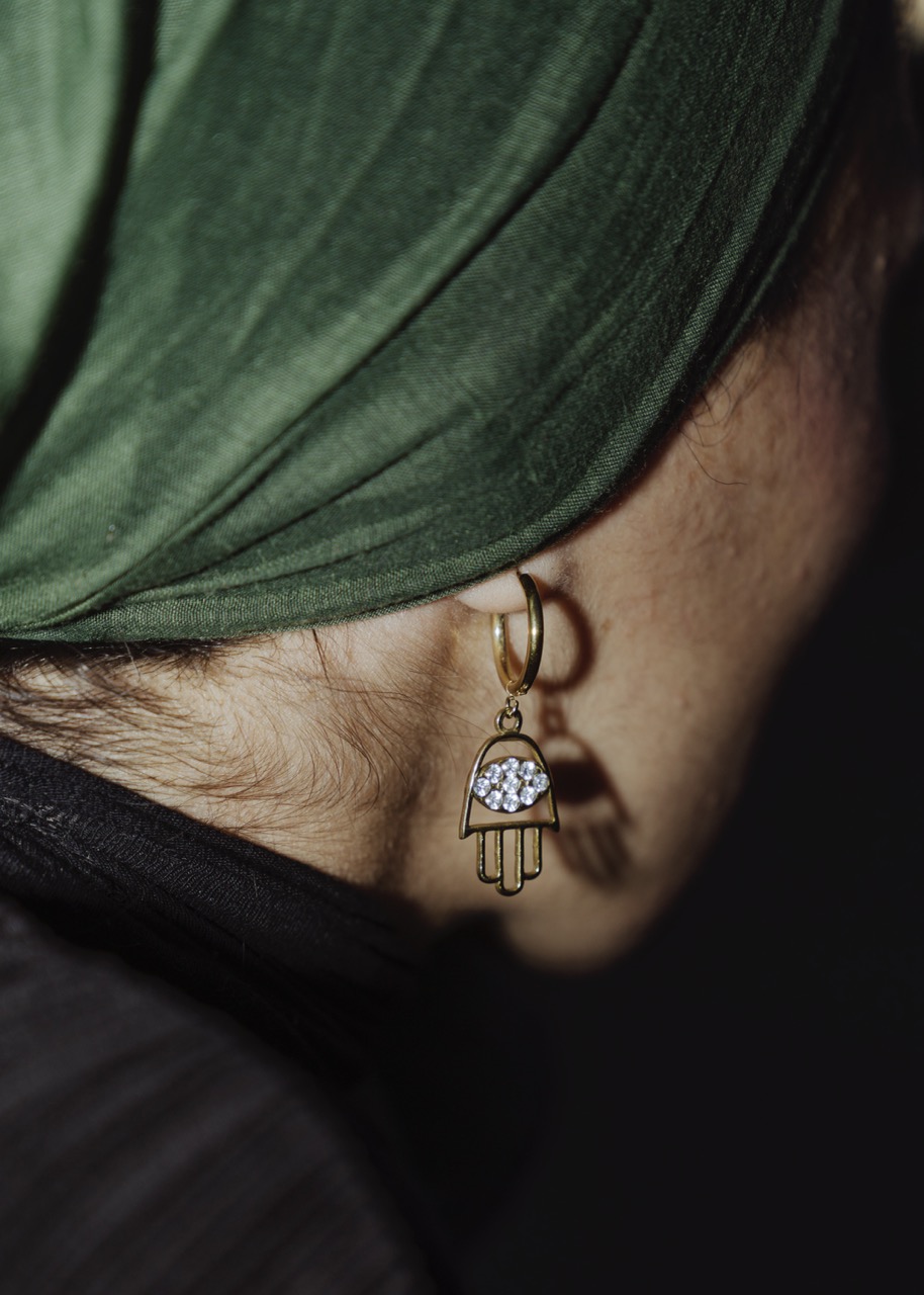 Groß (2 - Ednas Earring - 69e80af2-ff36-46ed-8151-276b5e63639c).jpeg