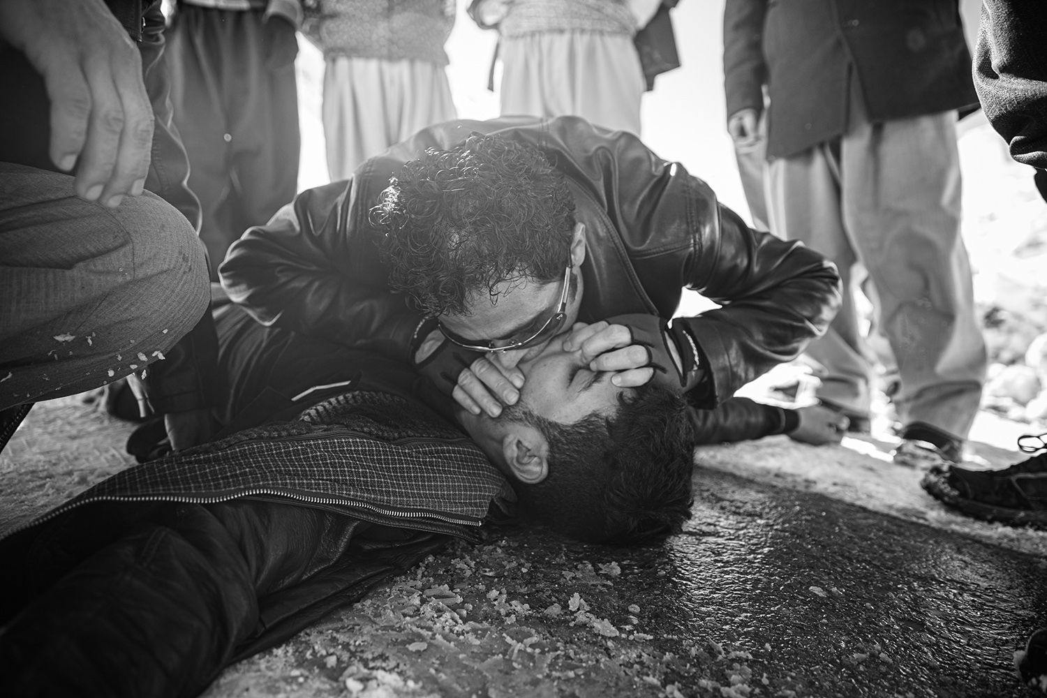 6 - A man reviving Dariush Shukri, a 22-year-old young man who was caught in an avalanche .jpg