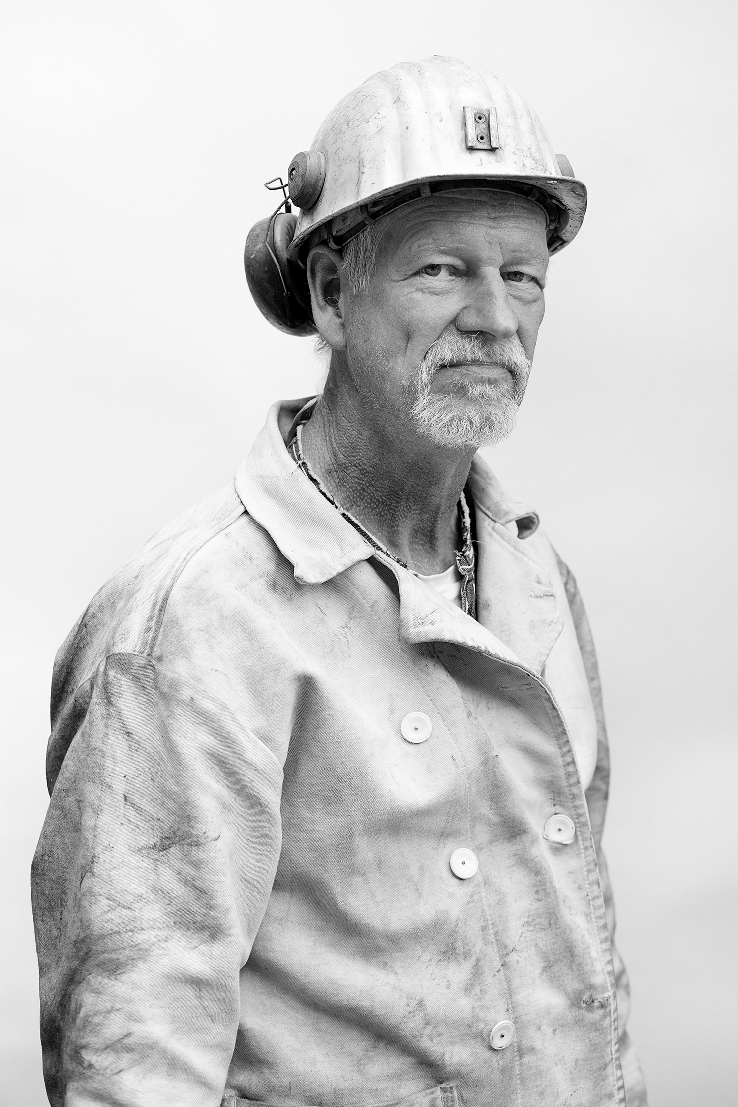 1 - 01 Broken Harz Portrait - 420a7ae9-c3aa-41e8-91ac-d7e18945b84b.jpg