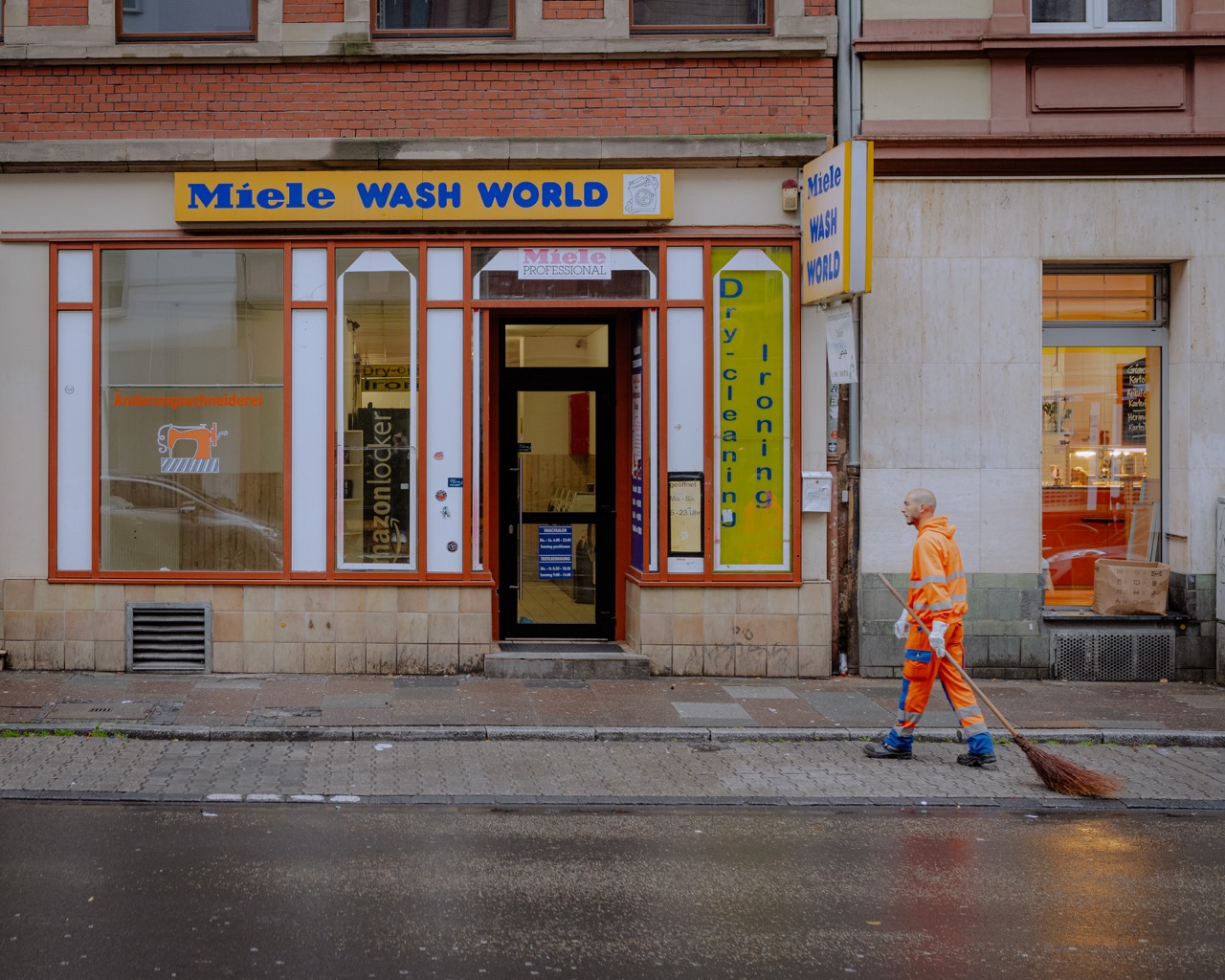 Groß (2 - Waschsalon_HPR_FS_Florian_Sulzer-2 - d33f8d7d-d09b-4542-a305-3f0c70e61308).jpeg