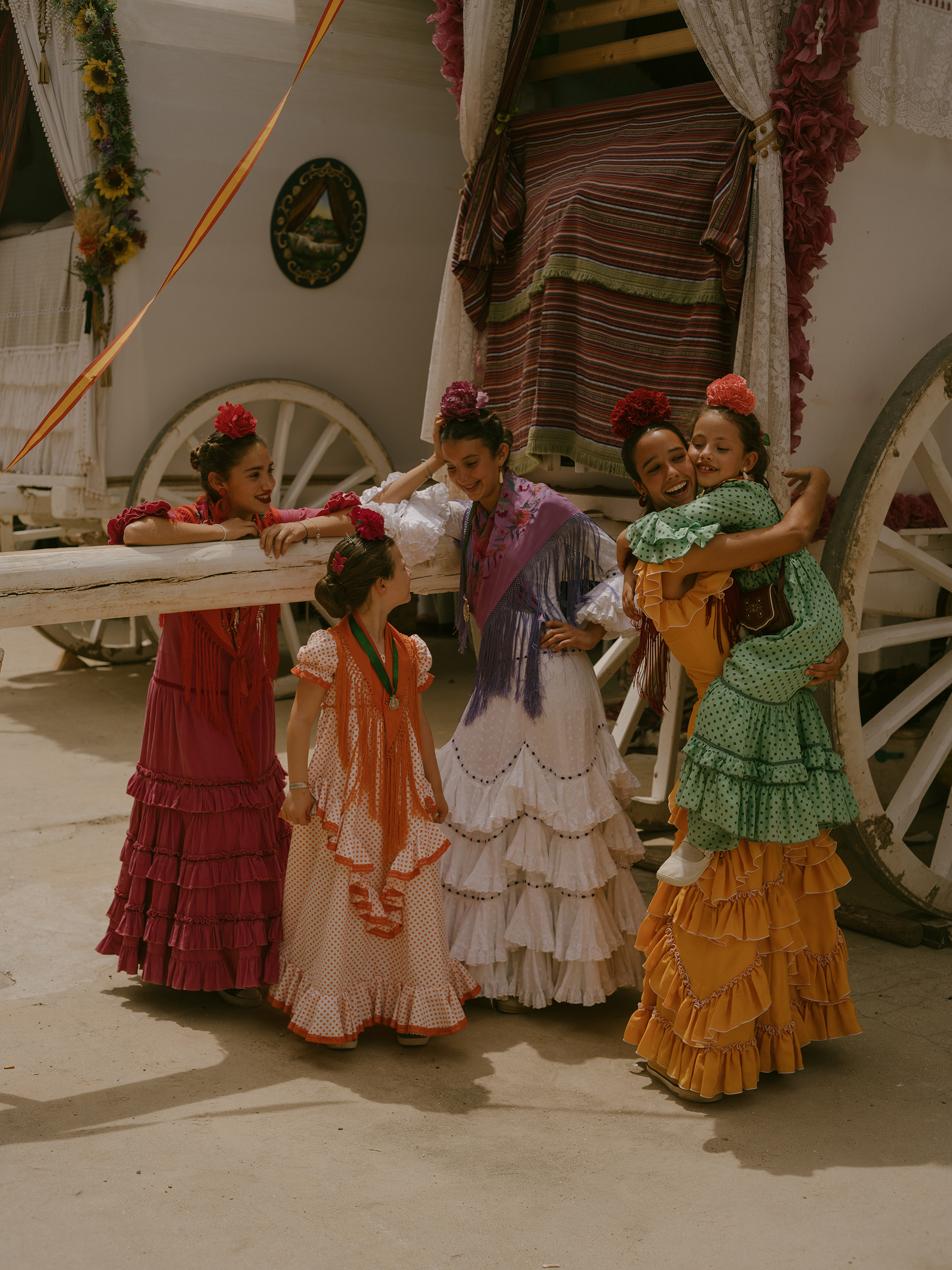6 - Travelling girls - dcf1fe82-d1cd-41d7-9b01-7522082df9f9.jpg