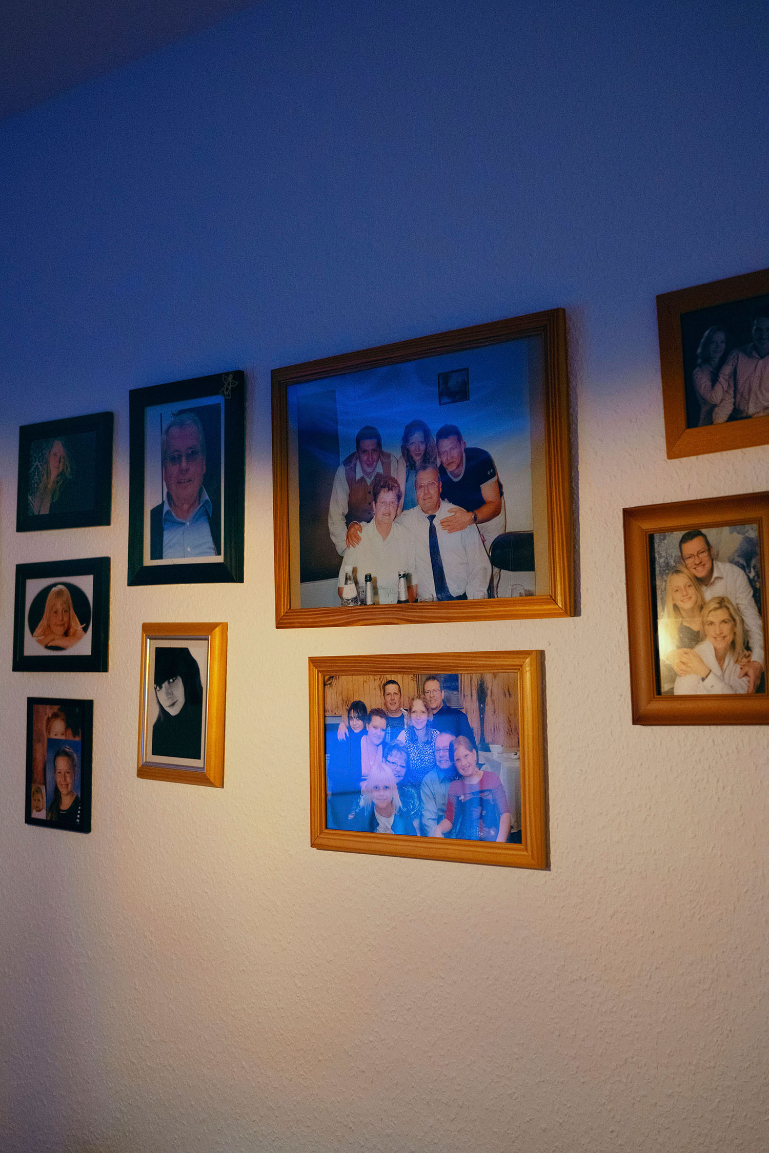 7 - The Family - 48ae59aa-1942-4bcb-8a49-8ca9b990ce4b.jpg