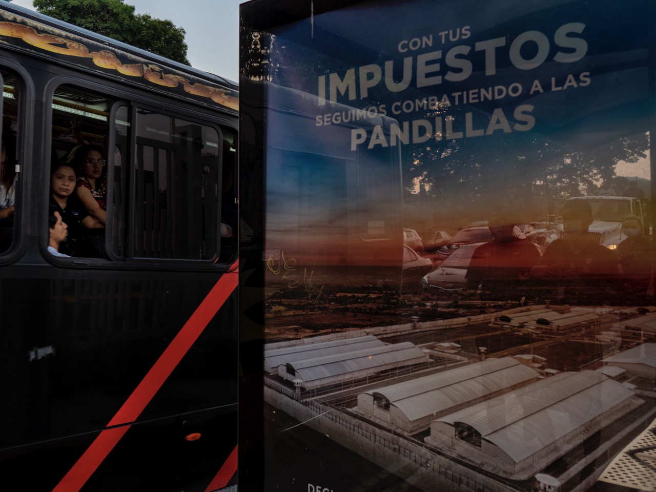 Groß (6 - El Salvador - 41ebbe7c-bb17-4737-ab1d-c97ebbd25866).jpeg