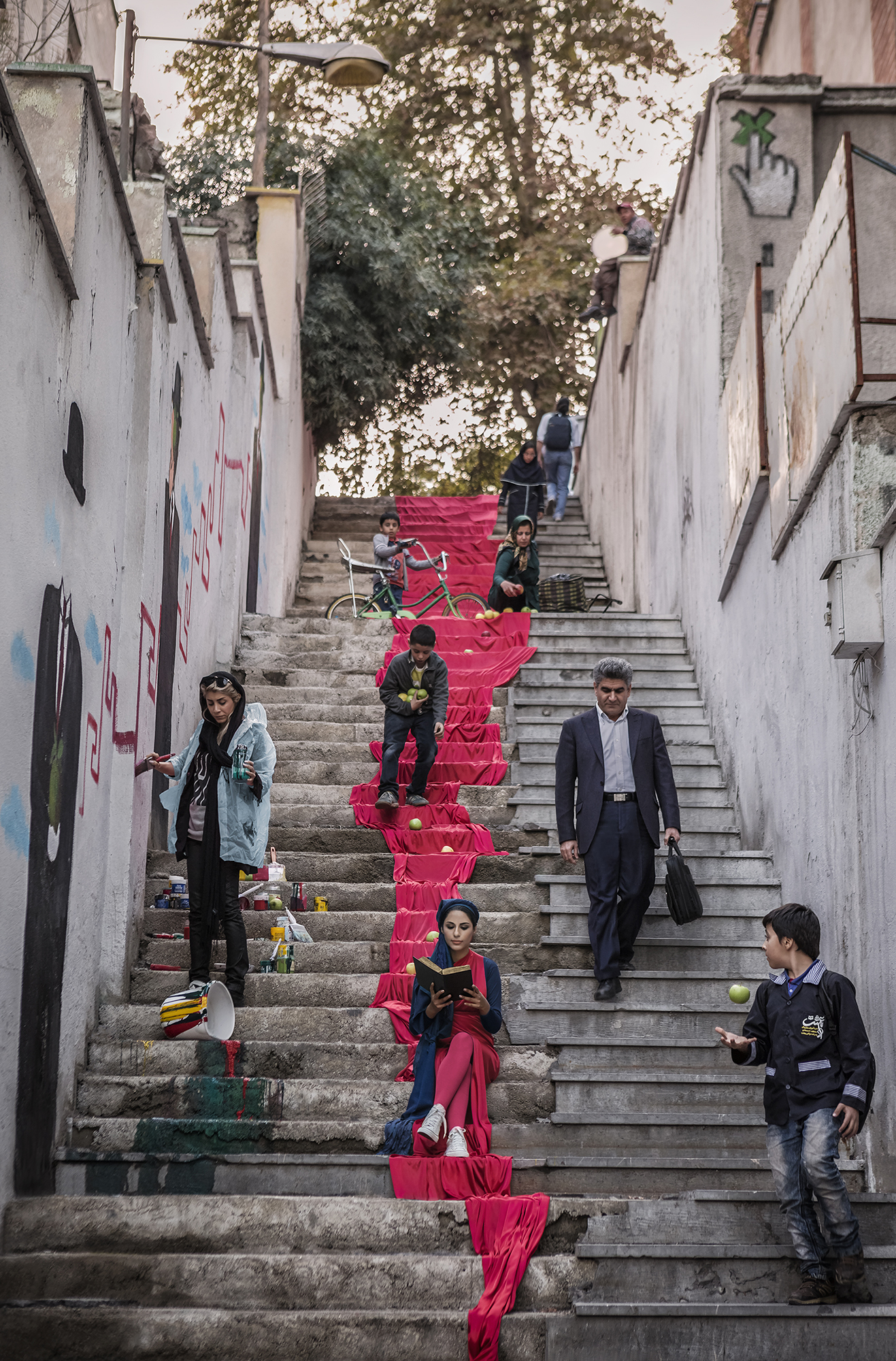 Reading for Tehran streets