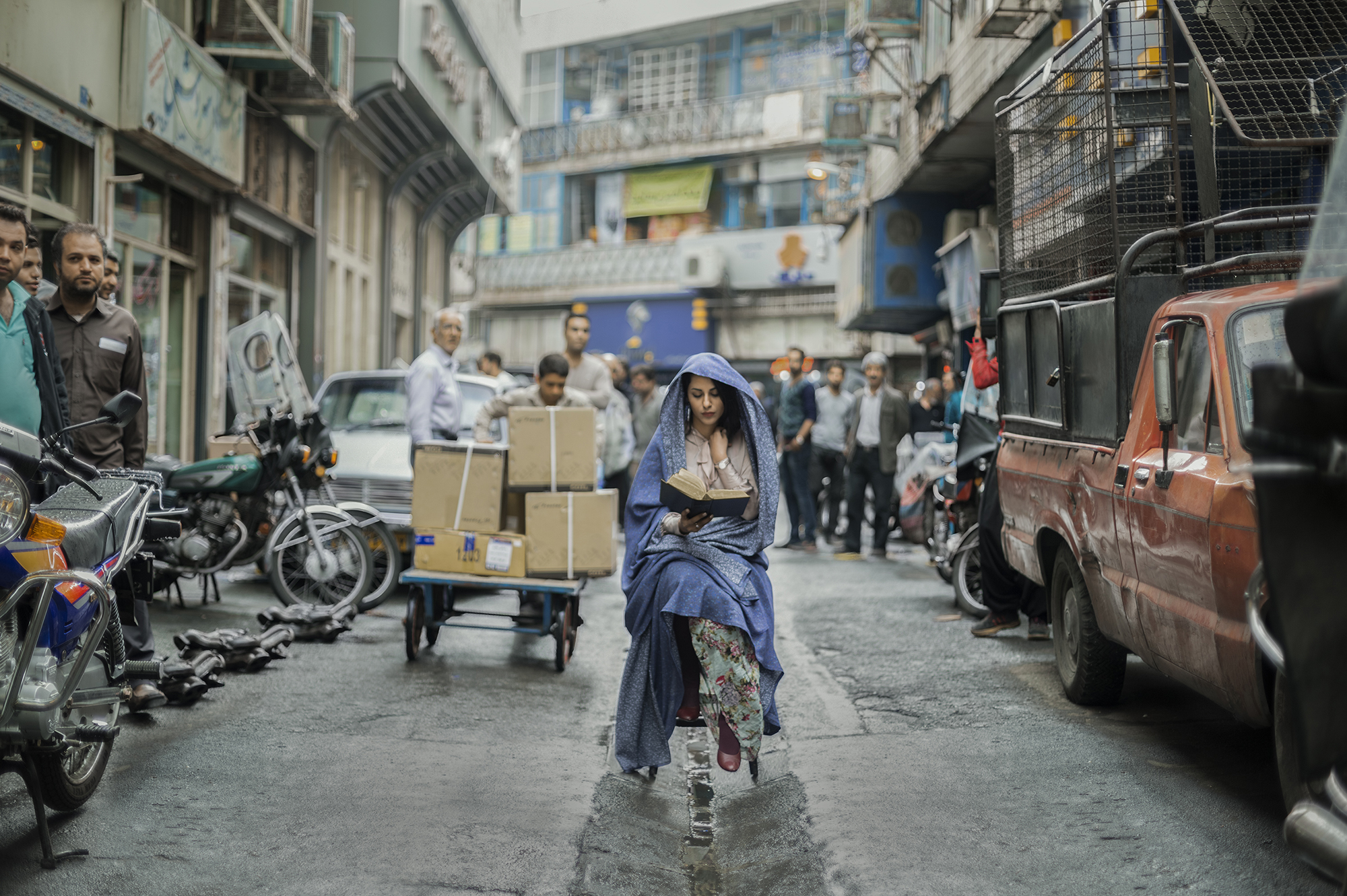 Reading for Tehran streets