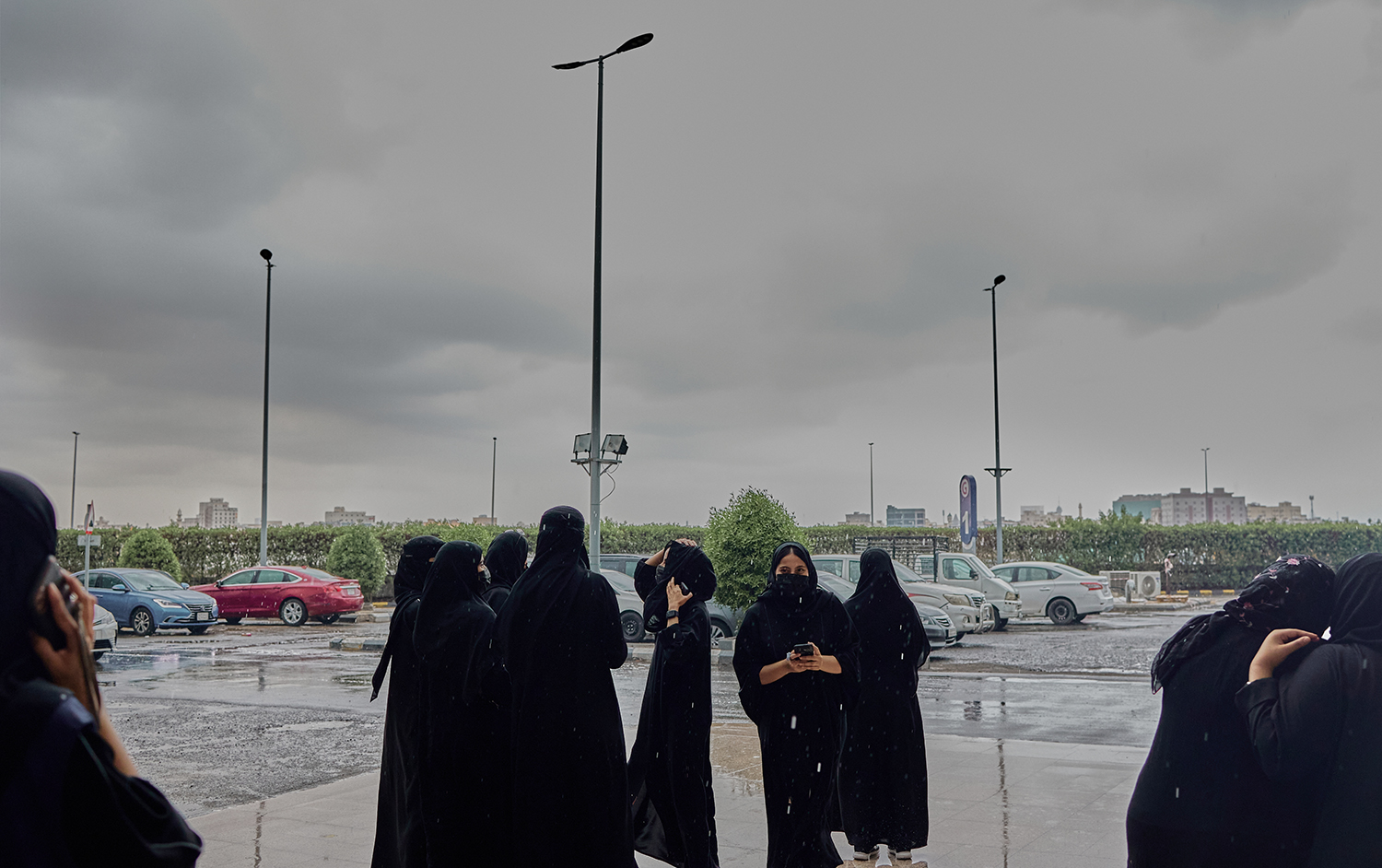 Dare to be free - Laughing Saudi Women