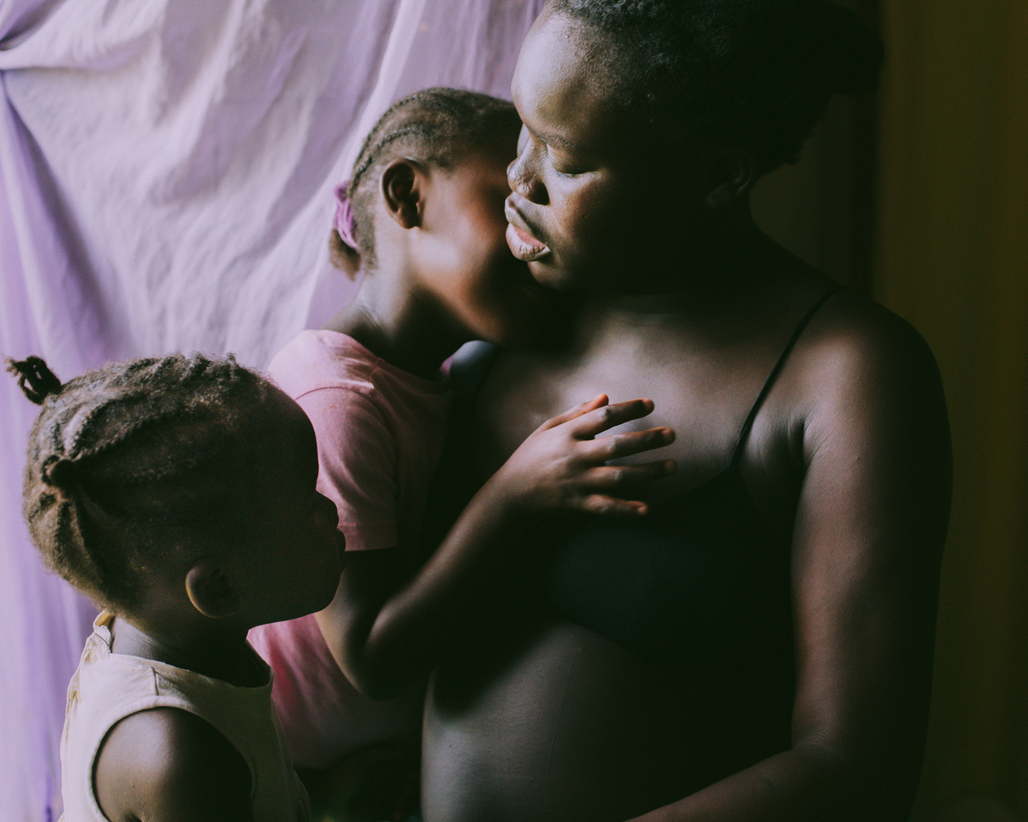 1 - Cathy- Jestina and Zéa - 04882ed4-81c8-4413-85f6-03470c7a63c6.jpg