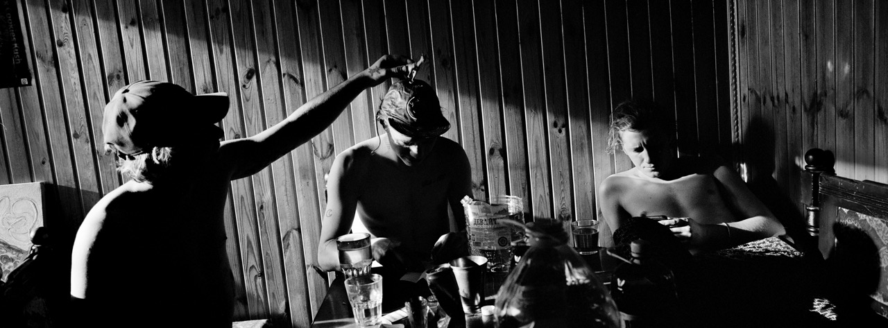 Groß (9 - Ukraine - -on asphalt we grow- the story of the ukranian skateboarding community.jpeg
