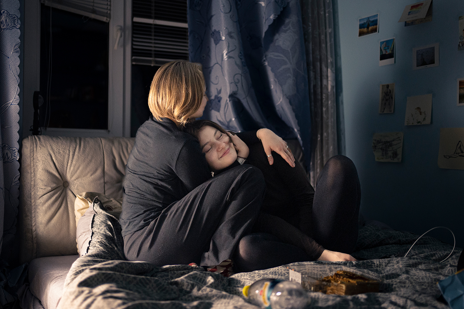 Fragile as Glass: Queer people in the face of the Russian invasion.