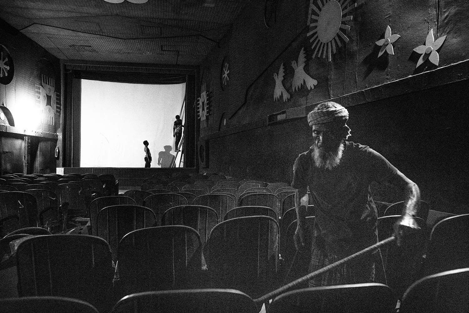 10 - The Death of Bangladeshi cinema_10 - 834ab947-defe-409d-b9fd-ad3e7140eebd.jpg