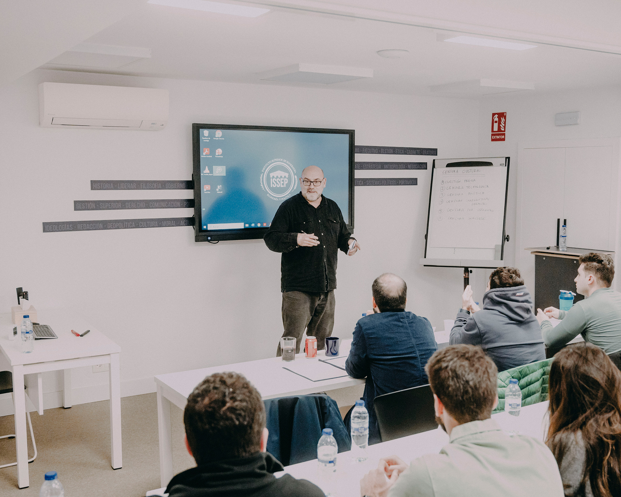 2 - AGM_EspañaMadruga_012 - 8d474b7b-050b-4c69-989e-e161b82c61a1.jpg